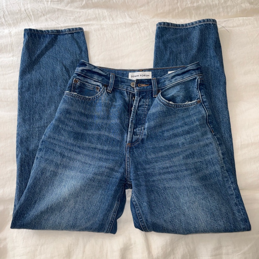 Aritzia Denim Forum The 90's Joni High Rise Loose Jean